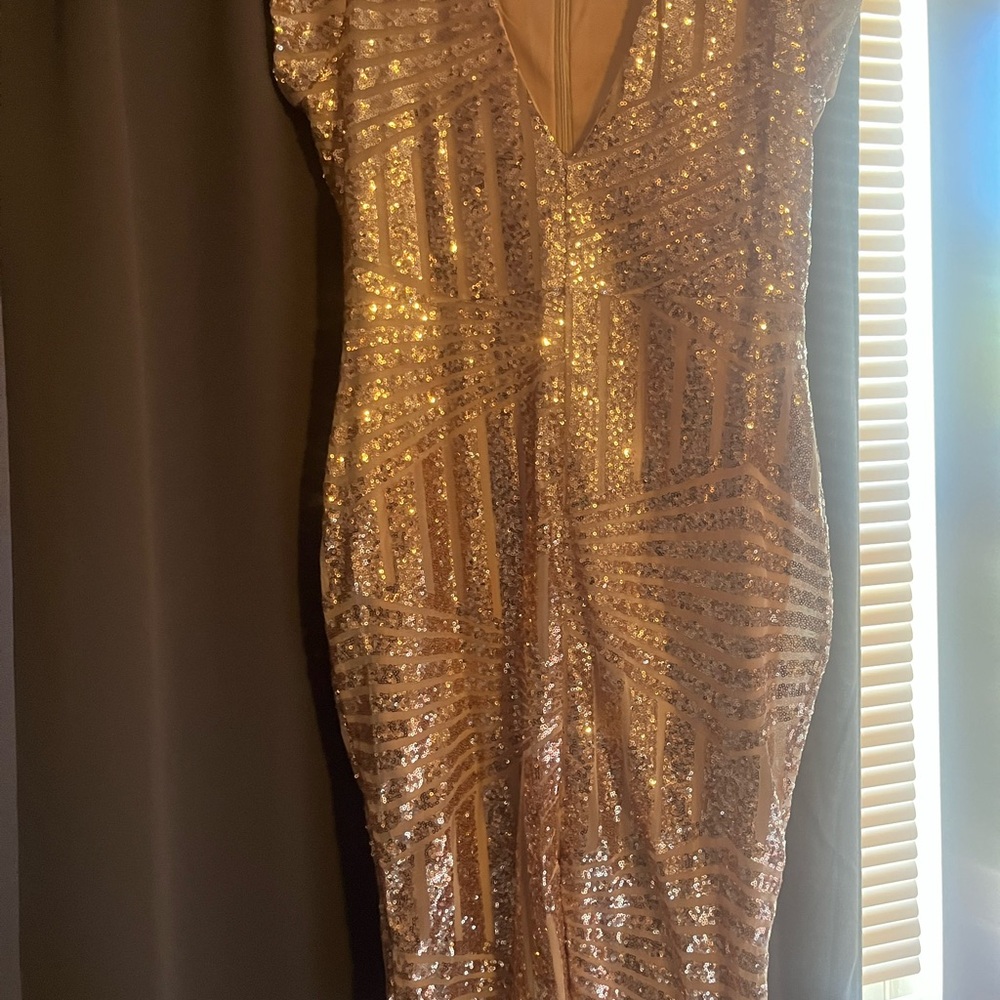 Elegant Sequin Evening Dress